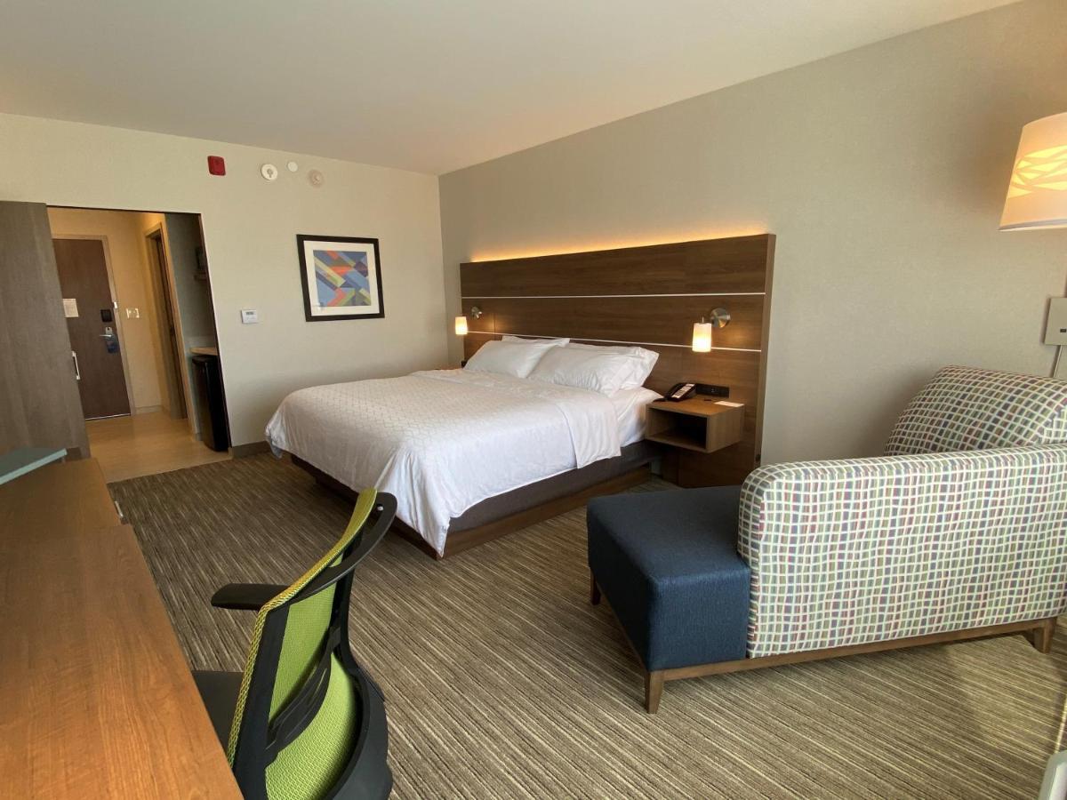 Holiday Inn Express & Suites - Aurora By Ihg Esterno foto