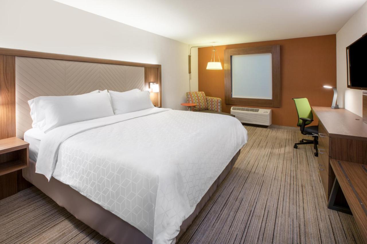 Holiday Inn Express & Suites - Aurora By Ihg Esterno foto